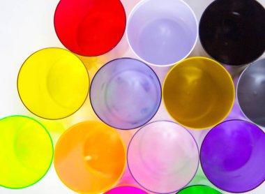 renk Kupası plastik yukarıdan aşağıya