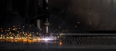 plaka lazer makine cnc kıvılcım kesmek
