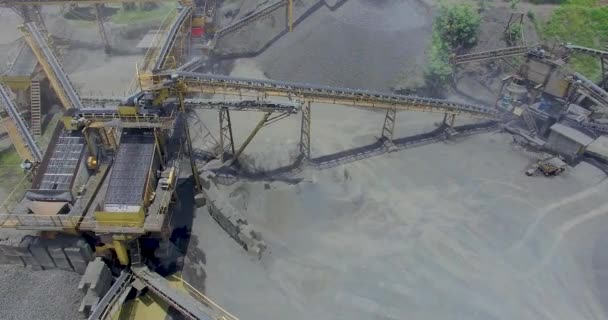 Conveyor belt mine line rock transport — Stock Video