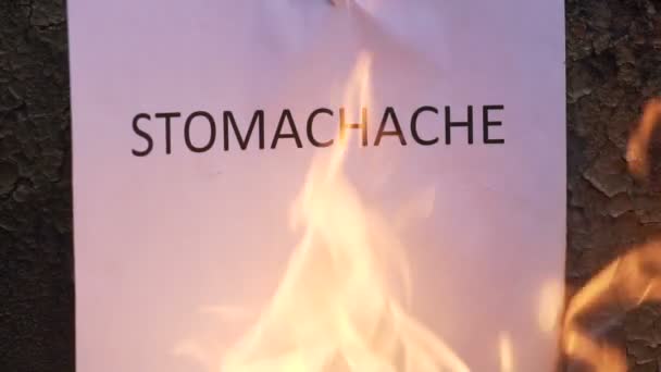 Palabra llameante dolor de estómago — Vídeos de Stock