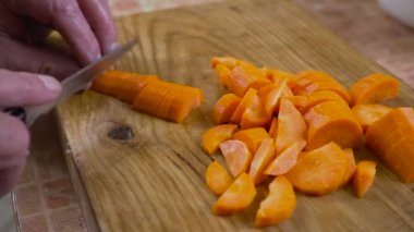 doğranmış havuç ağır çekim