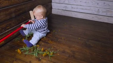 Bebeğim ve paspas yere hd