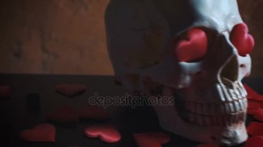 insan kafatası kırmızı kalp ile. Sevgililer günü için kavram. AIDS