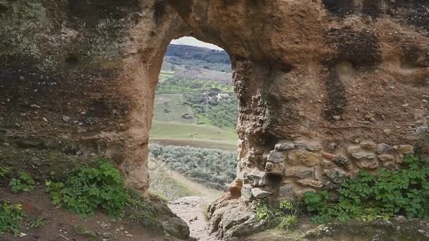 vue panoramique paysage de montagne ronda avec ruines. puento nuevo vue sur le pont 