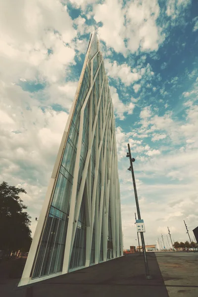 Arranha-céu Torre Telefonica em Barcelona — Fotografia de Stock