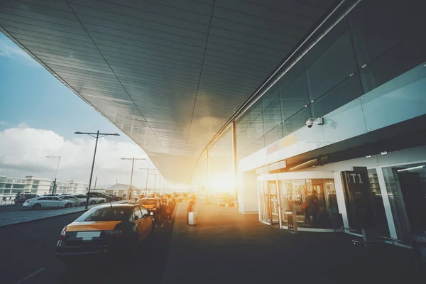 Entrada a la terminal aeropuerto — Foto de Stock