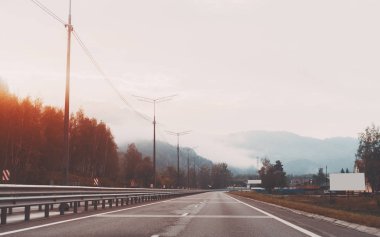 Sunrise, Altay Dağları yolda