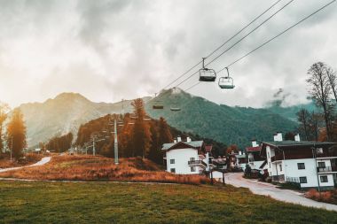 Teleferik hills resort binalar üzerinde