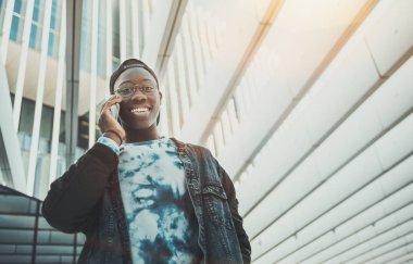 Abanoz adam cep telefonunuzun konuşma