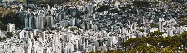 Panorama miasta Juiz de Fora z punkt kulminacyjny — Zdjęcie stockowe