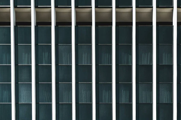 Vista frontale di un edificio per uffici — Foto Stock