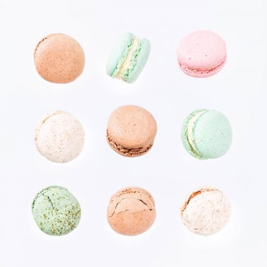 desen renkli macaroons ile 