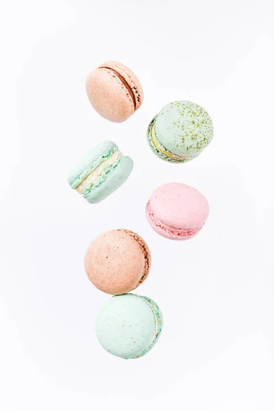 desen renkli macaroons ile 