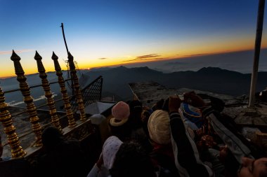 Sunrise selamlamak hacılar