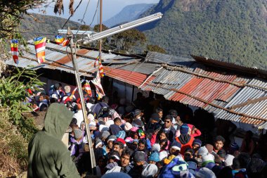 Adams zirveye tırmanış hacılar