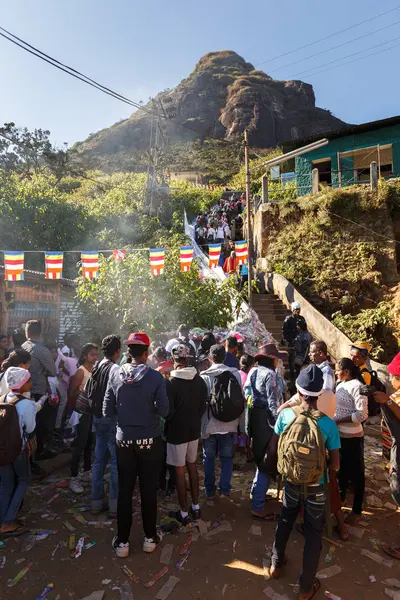 Hacılar kutsal dağ tırmanma iz