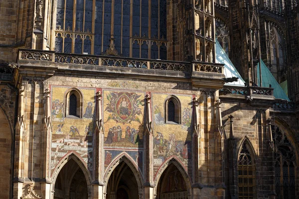 Prag 'daki St. Vitus Katedrali