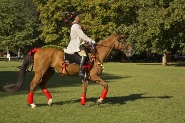  Stuttgart Volksfest. Şehir Merkezi aracılığıyla Mart.