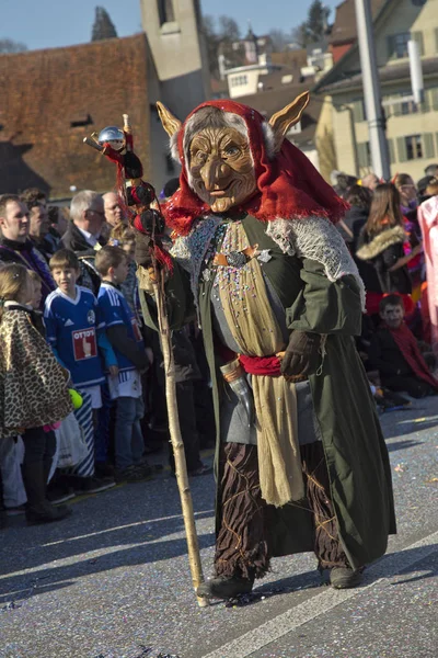 Традиционный карнавал карнавальных масок  . — стоковое фото