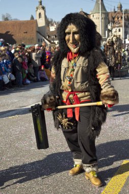  Geleneksel karnaval geçit karnaval maskesi .