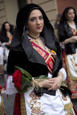 Murcia, İspanya, 17 Nisan 2017. Murcia bahar festivali. Şehrin sokaklarında Ulusal kostümleri alayı. 