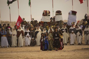 DOUZ, TUNISIA. 20 Aralık 2018 'de. Douz, Tunus 'ta Sahra Festivali.