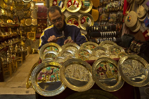 Tunis Tunisko Prosince2018 Obchod Suvenýry Medině Tunisu Tunisku Man Mints — Stock fotografie