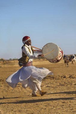 DOUZ, TUNISIA. 22 Aralık 2018 'de. Douz, Tunus 'ta Sahra Festivali.