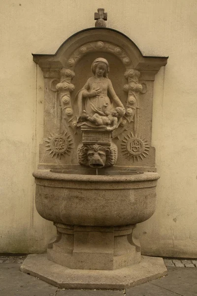 Konstanz Deutschland Mai 2019 Brunnen Der Nähe Der Dreifaltigkeitskirche Konstanz — Stockfoto