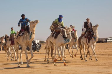 DOUZ, TUNISIA. 22 Aralık 2018 'de. Douz, Tunus 'ta Sahra Festivali.