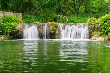 Chet Sao Noi Şelalesi Ulusal Parkı