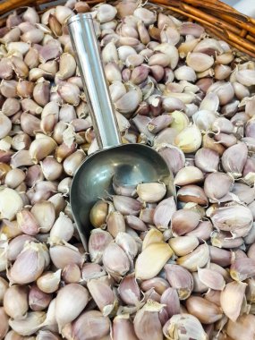 Sarımsaklı Satılık Süper market.
