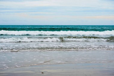 kum mavi okyanus plaj