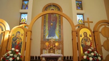 Avrupa 'daki kilisenin güzel, zengin bir iç mimarisi.