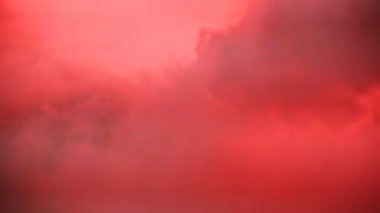 İnanılmaz ağır duman, hafif müzik