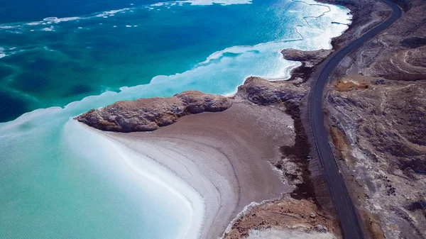 青い塩辛い湖への空中ビュー ジブチ — ストック写真