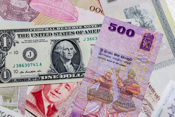 Moscú Rusia Abril 2020 Dólar Estadounidense Con Diferentes Billetes Mundiales — Foto de Stock