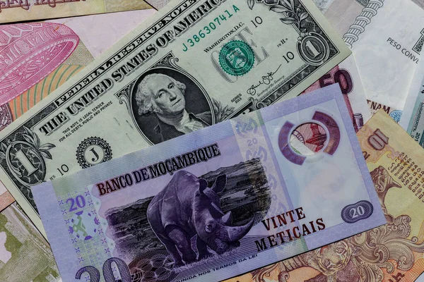 Moscou Rússia Abril 2020 Dólar Americano Com Notas Diferentes Mosambique — Fotografia de Stock