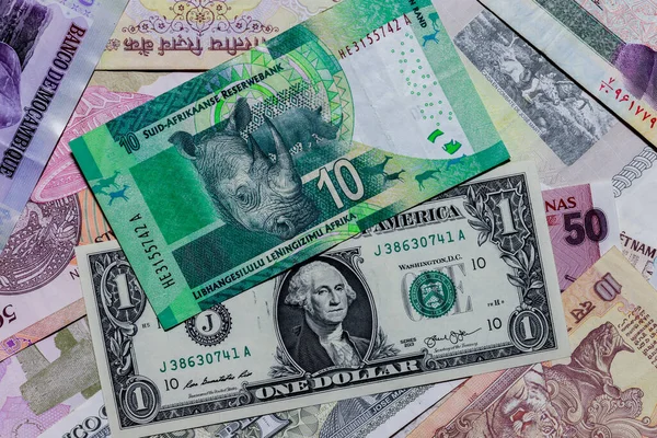 Moscú Rusia Abril 2020 Dólar Estadounidense Con Diferentes Billetes Rand — Foto de Stock