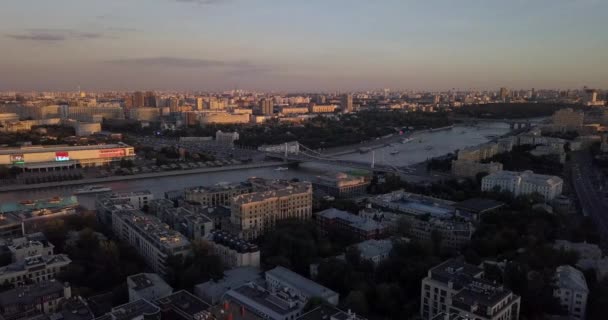 Footage Aerial View Moscow Bridge Luxury Apartments Sunset Lights Russia — Αρχείο Βίντεο