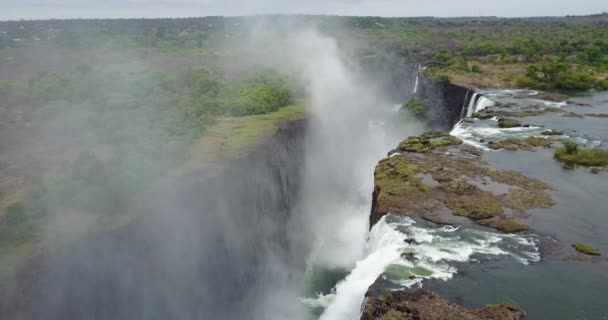 4K从空中俯瞰津巴布韦维多利亚瀑布的图像 — 图库视频影像
