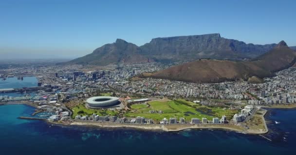 Bilder Flygfoto Över Capetown City Center Med Stadium Och Green — Stockvideo