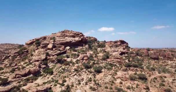 Záběry Letecký Pohled Laas Geel Jeskyně Formace Venkově Okraji Hargeisa — Stock video