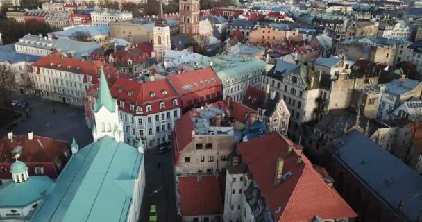 Fotografier Flygfoto Över Färgglada Tak Och Antika Byggnader Rigas Gamla — Stockvideo