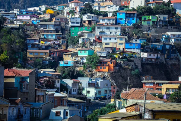 Kolorowe Jasne Domy Wzgórzach Valparaiso Chile — Zdjęcie stockowe