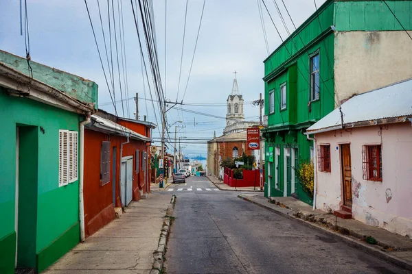 Valparaíso Chile Marzo 2020 Edificios Multicolores Con Pintura Brillante Calle — Foto de Stock