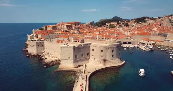 Video Veduta Aerea Della Città Vecchia Fortificazione Tetti Rossi Dubrovnik — Video Stock