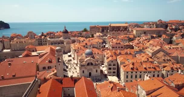 Filmagem Vista Aérea Para Cidade Velha Fortificação Telhados Vermelhos Dubrovnik — Vídeo de Stock