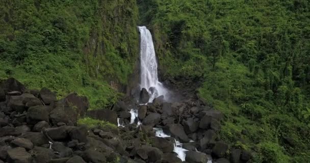 4K Images Aériennes des Cascades de Trafalgar à Dominique, Caraïbes 