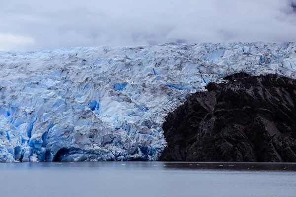 Close Zicht Grijze Gletsjer Het Zuidelijke Patagonische Ijsveld Vlakbij Cordillera — Stockfoto